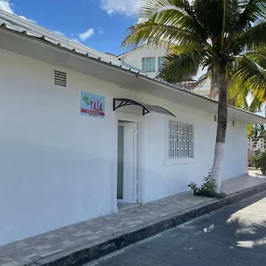 Yasa Sarie Bay San Andres (San Andres and Providencia Islands)