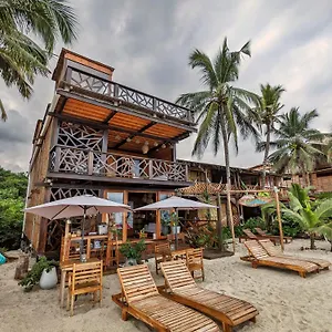 Yaku Guest house